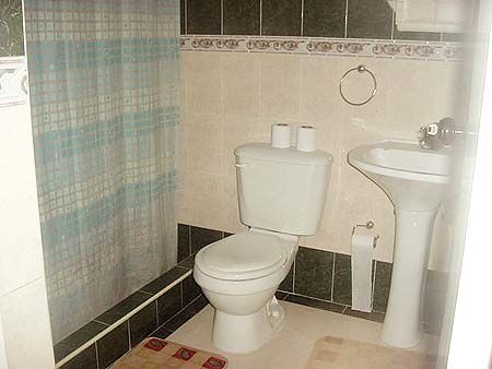 'Bathroom4' Casas particulares are an alternative to hotels in Cuba. Check our website cubaparticular.com often for new casas.