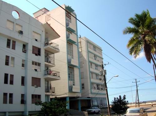 'Edificio' Casas particulares are an alternative to hotels in Cuba. Check our website cubaparticular.com often for new casas.