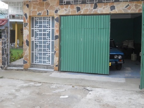 'Garage' Casas particulares are an alternative to hotels in Cuba. Check our website cubaparticular.com often for new casas.