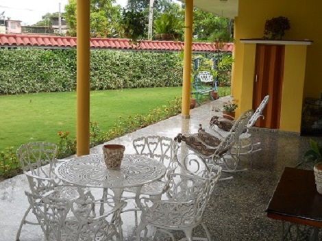 'Garden and portal' Casas particulares are an alternative to hotels in Cuba. Check our website cubaparticular.com often for new casas.