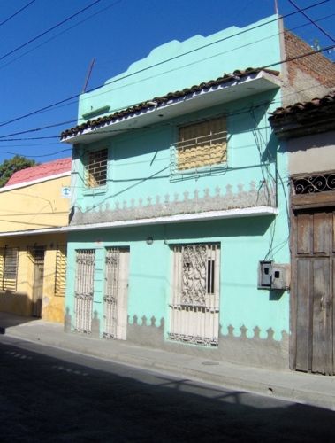 'Front' Casas particulares are an alternative to hotels in Cuba. Check our website cubaparticular.com often for new casas.