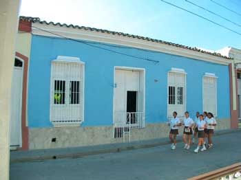 'Front' Casas particulares are an alternative to hotels in Cuba. Check our website cubaparticular.com often for new casas.