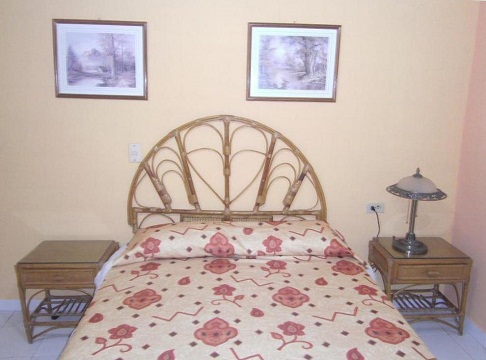 'Bedroom  1' Casas particulares are an alternative to hotels in Cuba. Check our website cubaparticular.com often for new casas.